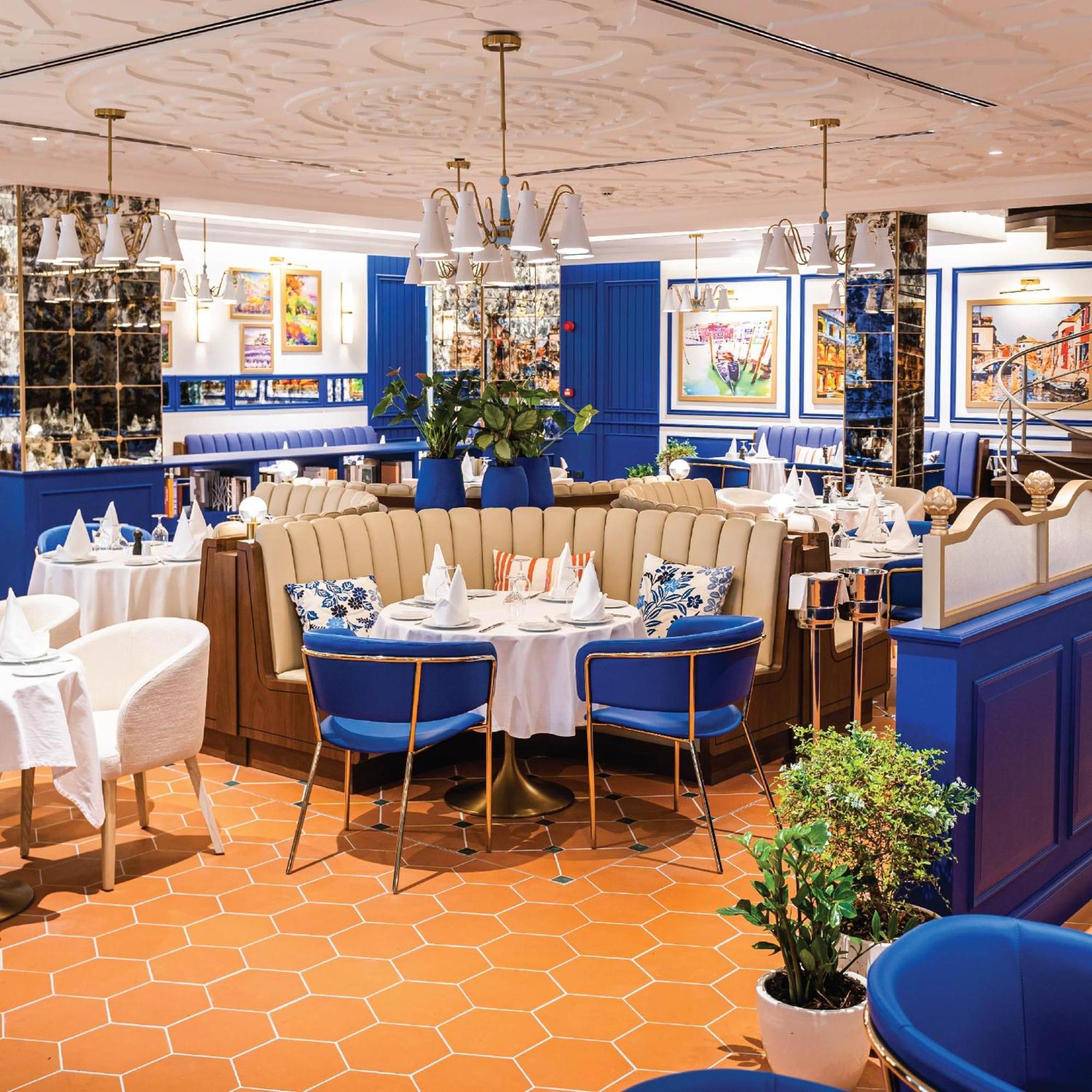Royal Saray Resort Al Manamah Esterno foto Restaurant Le Maxims