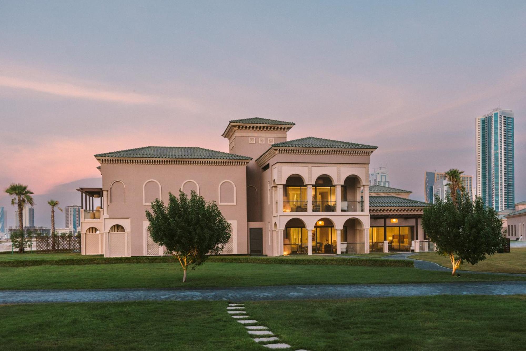 Royal Saray Resort Al Manamah Esterno foto
